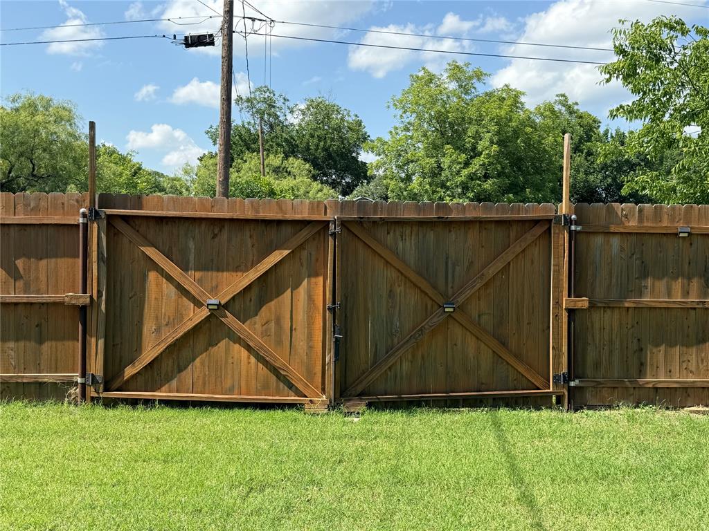 Graham Airport - Residential