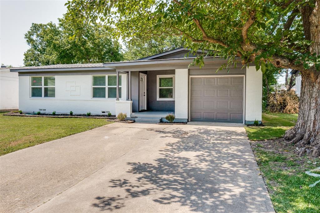 2922 Mayhew Drive