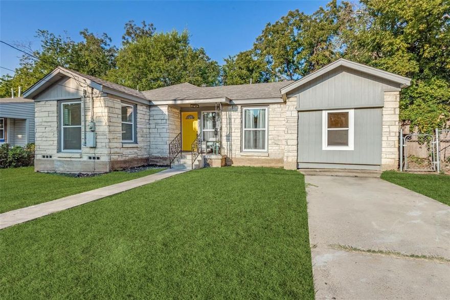 Charming Oak Cliff Cottage. Stop Renting & Start Owning! Why keep paying rent when you can own this beautifully updated 3-bedroom, 2-bath cottage in one of Dallas’ most vibrant neighborhoods. Nestled in the heart of Oak Cliff, this ranch-style home blends traditional charm with modern updates, offering endless potential for personalization. Step inside to find an open floor plan, stunning wood floors, and a stylish kitchen with incredible storage, stainless steel appliances, and a gas range perfect for home chefs. The spacious master bedroom features a custom closet system, while the additional rooms are great for a home office or guest space. The large backyard boasts a brand-new fence and a gorgeous deck ideal for entertaining or relaxing under the Texas sky. Located in a thriving community filled with lush parks, local shops, diverse dining, and a buzzing arts scene, this home is perfect for first-time buyers looking to invest in homeownership. Plus, special down payment assistance programs and an $5000 buyer credit through a preferred lender make this an even smarter move.  

Don't miss out—schedule your tour today and take the first step toward building equity!