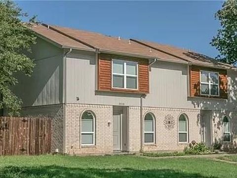 Photo of 3510 Shady Valley Drive #3510, Pantego, TX 76013 (MLS # 21136136)