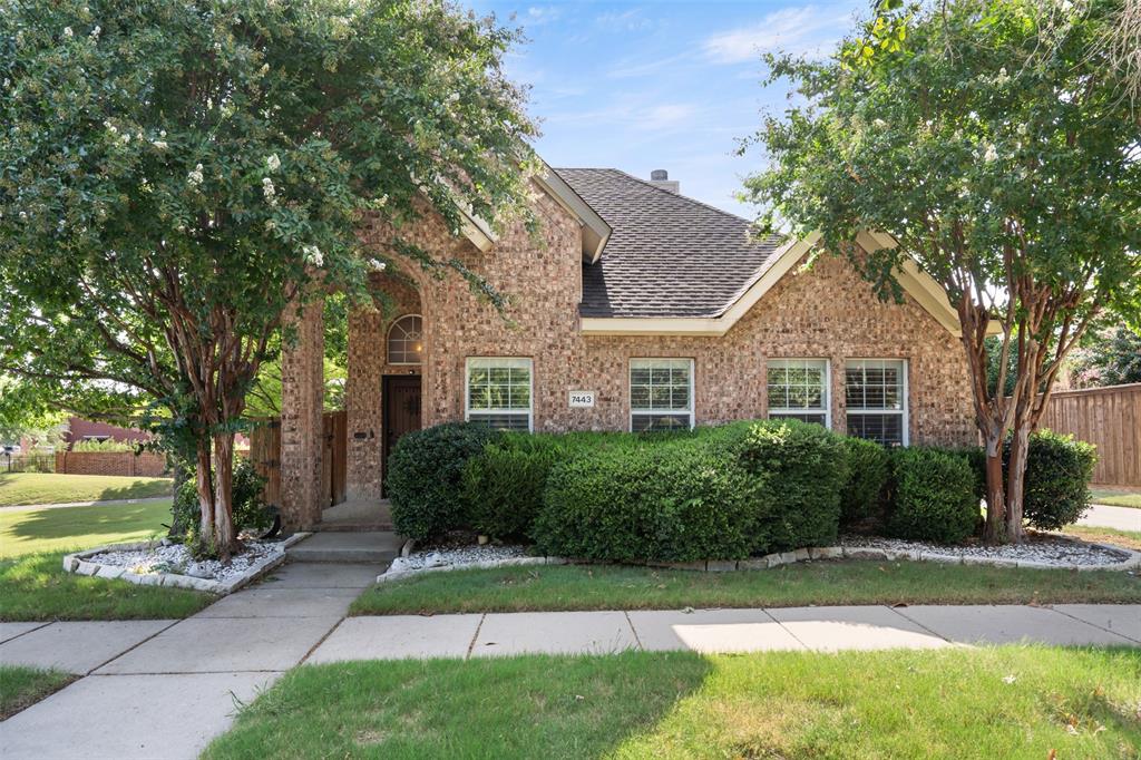 7443 Glasshouse Walk