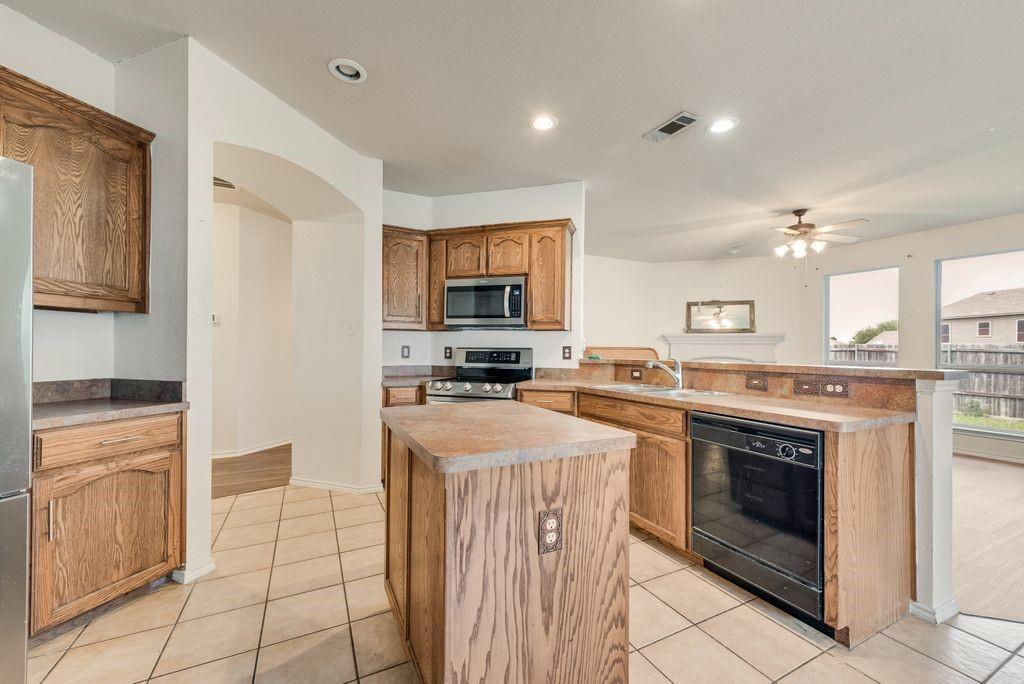 Sendera Ranch - Residential