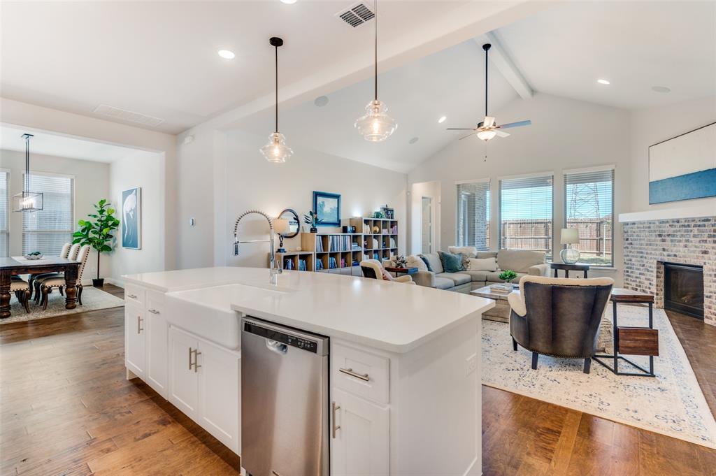 Seventeen Lakes - Residential