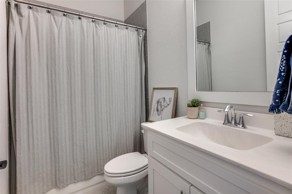 Seventeen Lakes - Residential