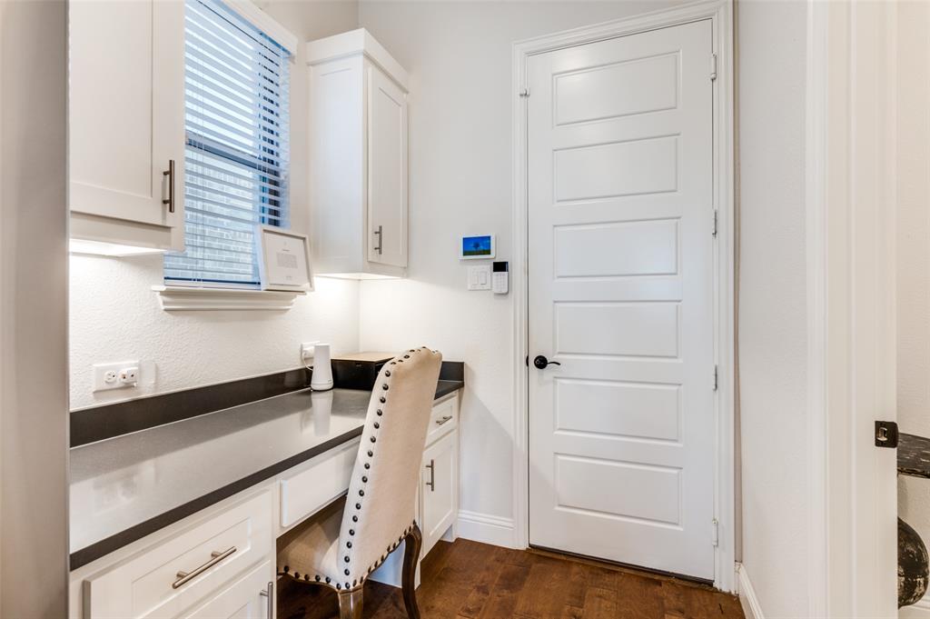 Seventeen Lakes - Residential