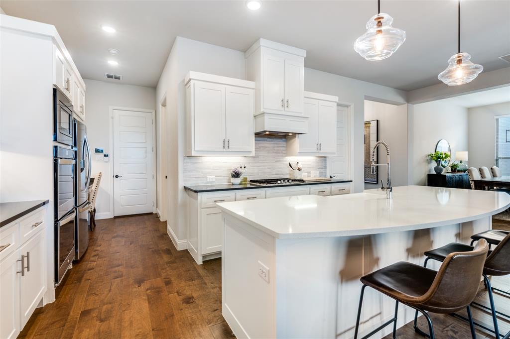 Seventeen Lakes - Residential