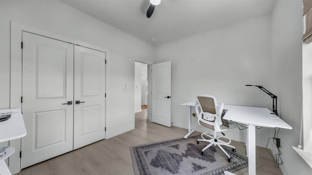 Parallel Pastures Ph - Residential