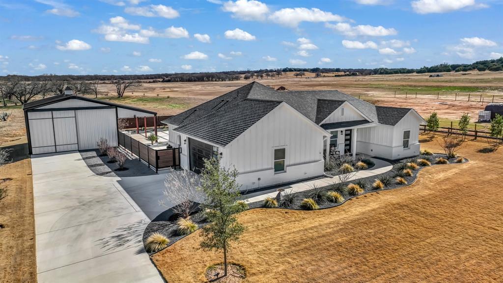 Parallel Pastures Ph - Residential