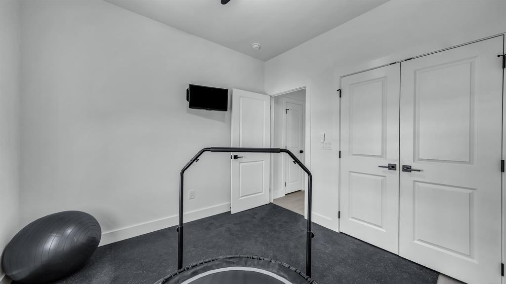 Parallel Pastures Ph - Residential