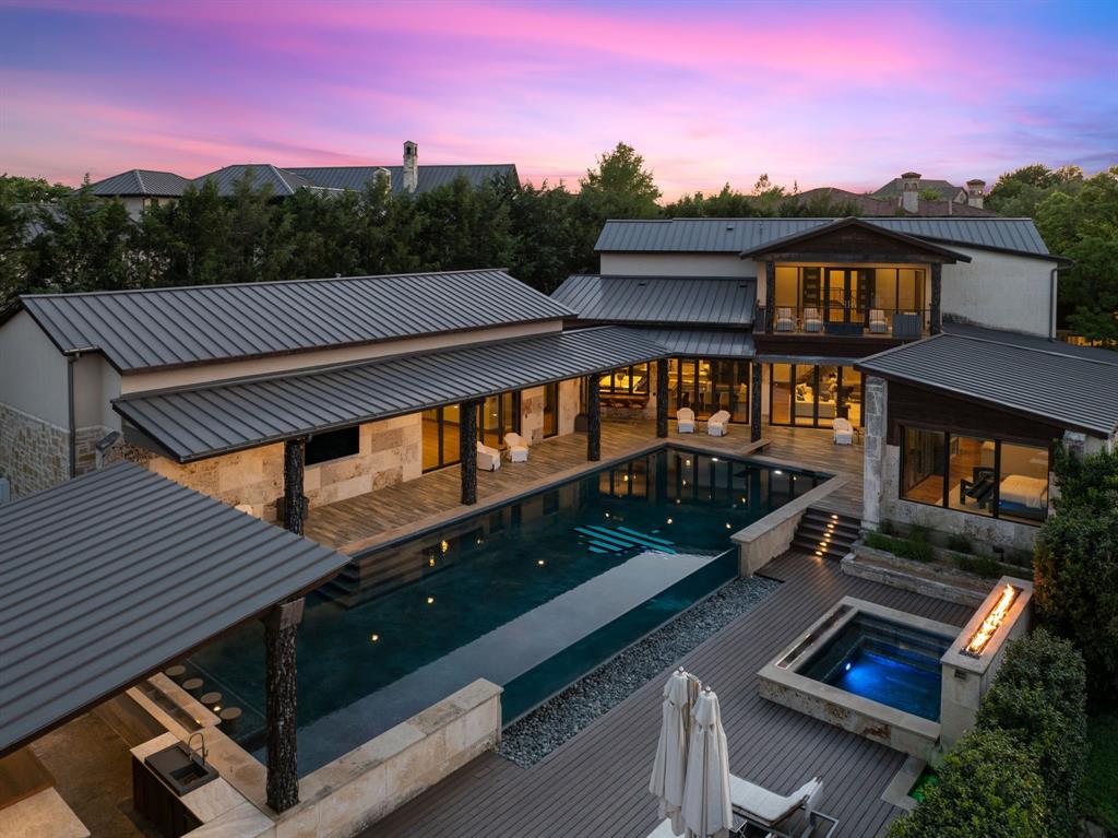 1408 Fountain Grass Court