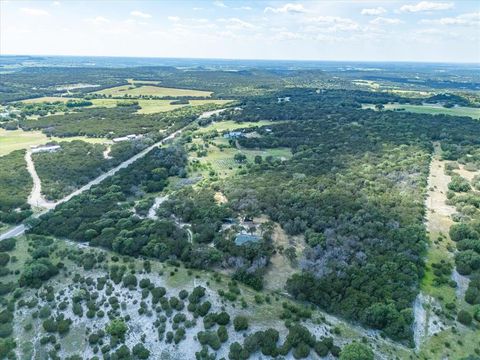 A home in Glen Rose