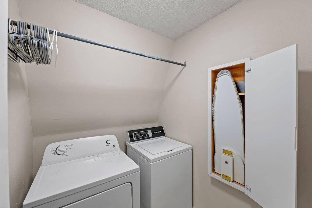 Sundowner - Residential