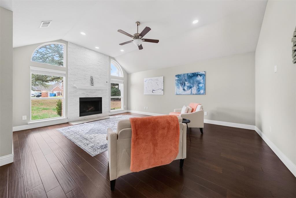 1302 White Wing Court