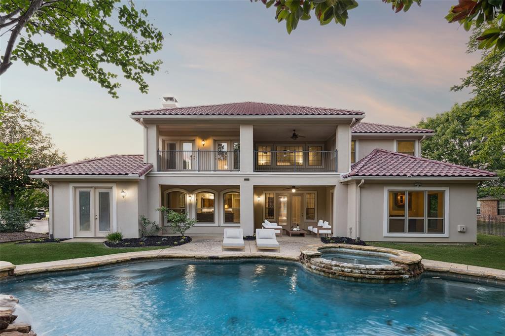 945 Deer Hollow Boulevard