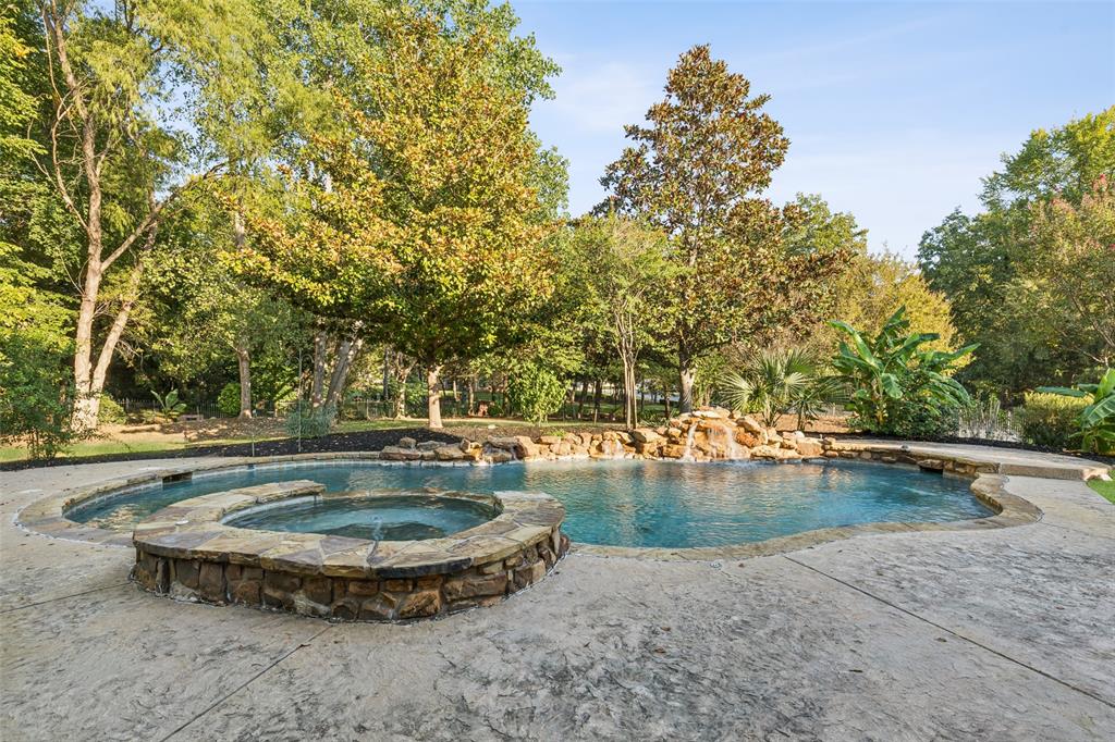 Southlake Woods Add - Residential