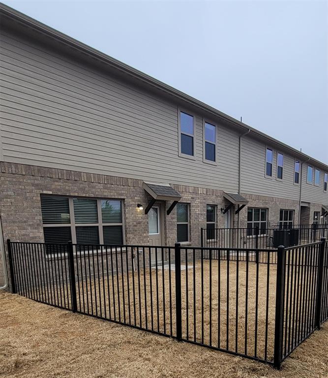 Cedars Twnhms - Residential