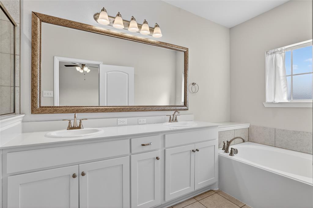 Cedars Twnhms - Residential