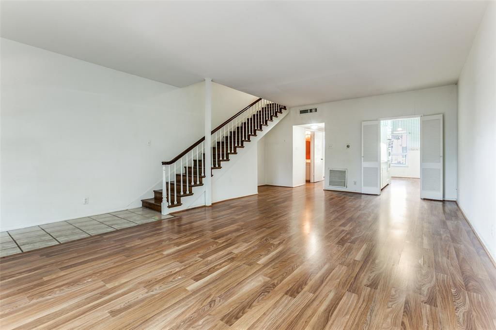 Northpark Garden Townhouses - Residential