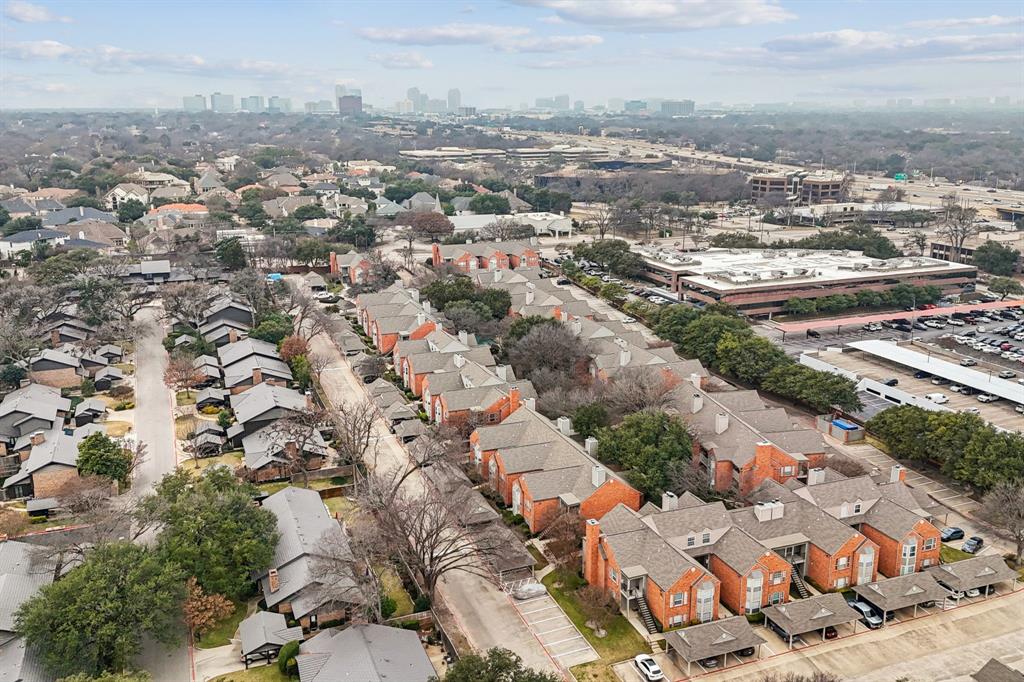 Williamsburg Condo Ph 02 - Residential