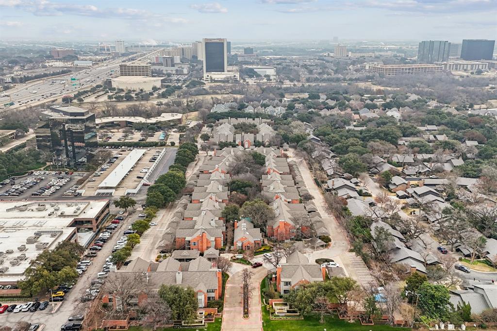 Williamsburg Condo Ph 02 - Residential