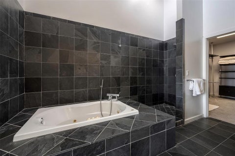 Tiny photo for 506 1st Avenue, Dallas, TX 75226 (MLS # 21365982)