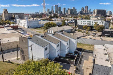 Tiny photo for 506 1st Avenue, Dallas, TX 75226 (MLS # 21365982)