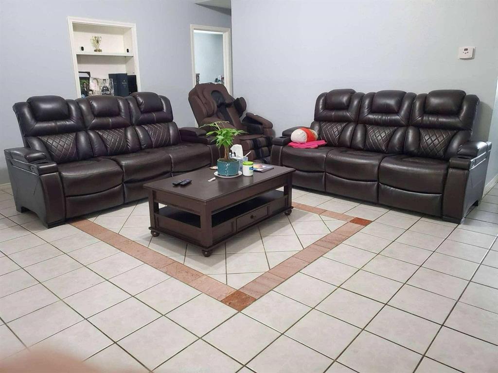 2616 Avenida Loop