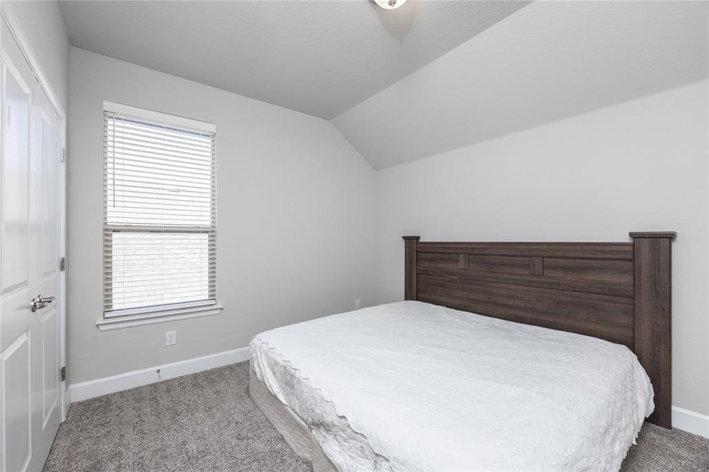 The Alcove at Hickory Creek - Residential