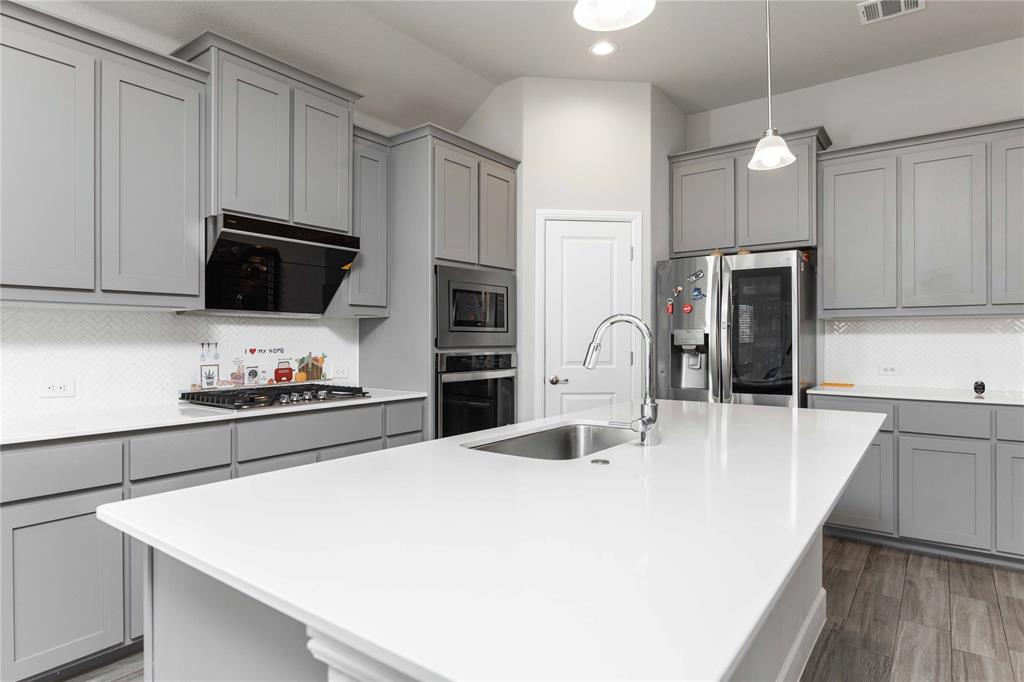 The Alcove at Hickory Creek - Residential