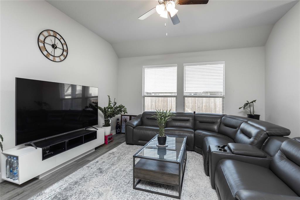 The Alcove at Hickory Creek - Residential