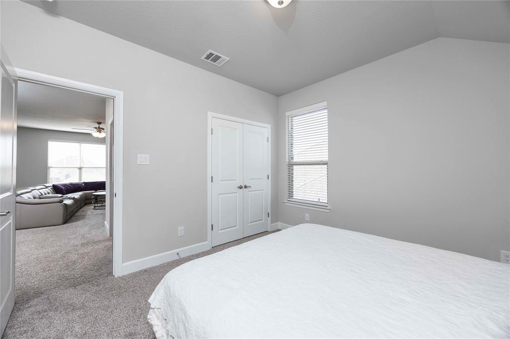 The Alcove at Hickory Creek - Residential