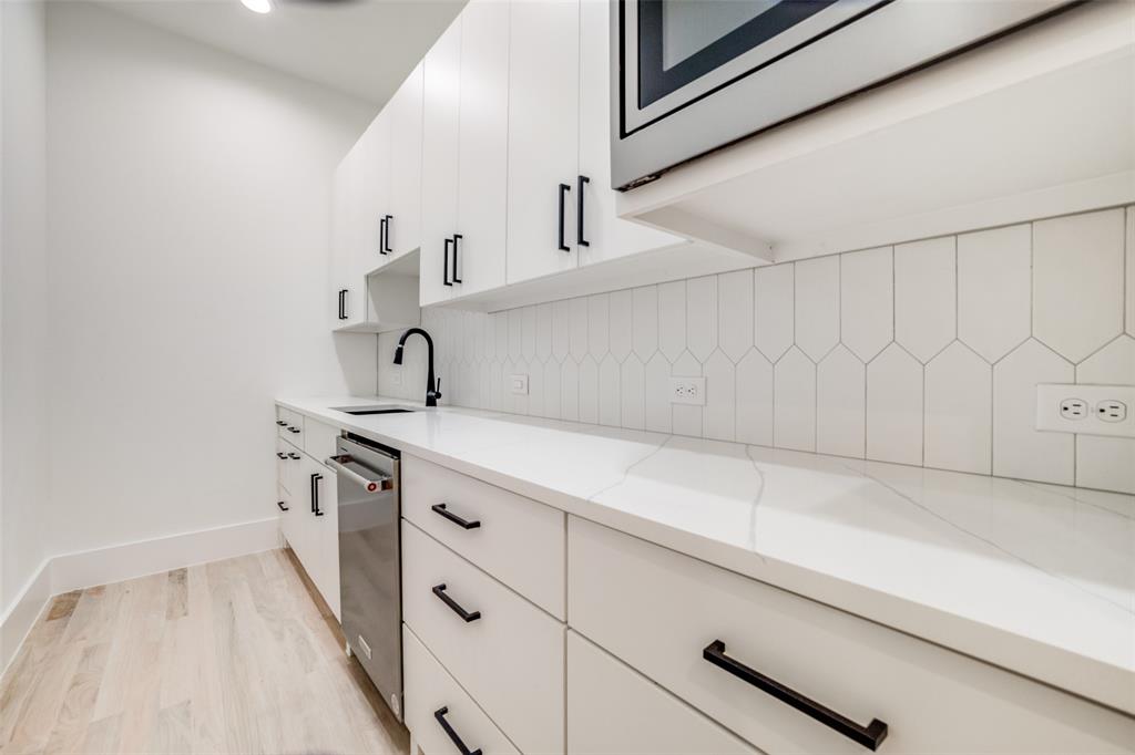 JAS LOVELADY SURVEY - Residential