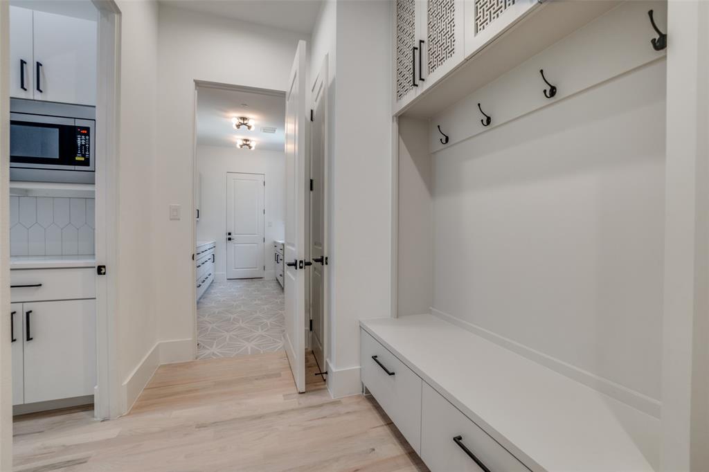 JAS LOVELADY SURVEY - Residential