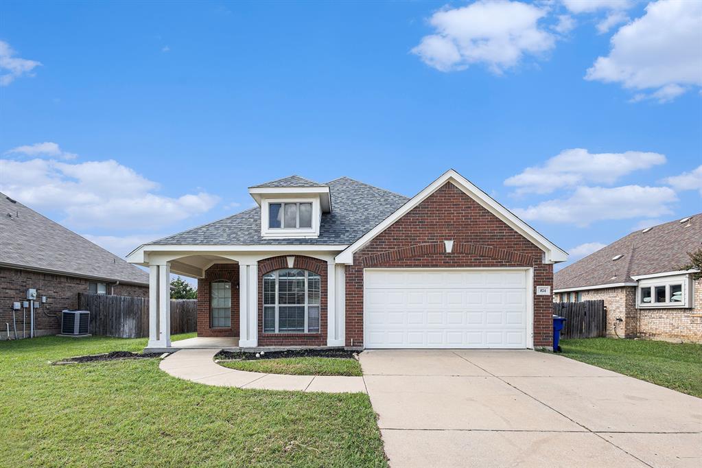 824 Cutting Horse Drive