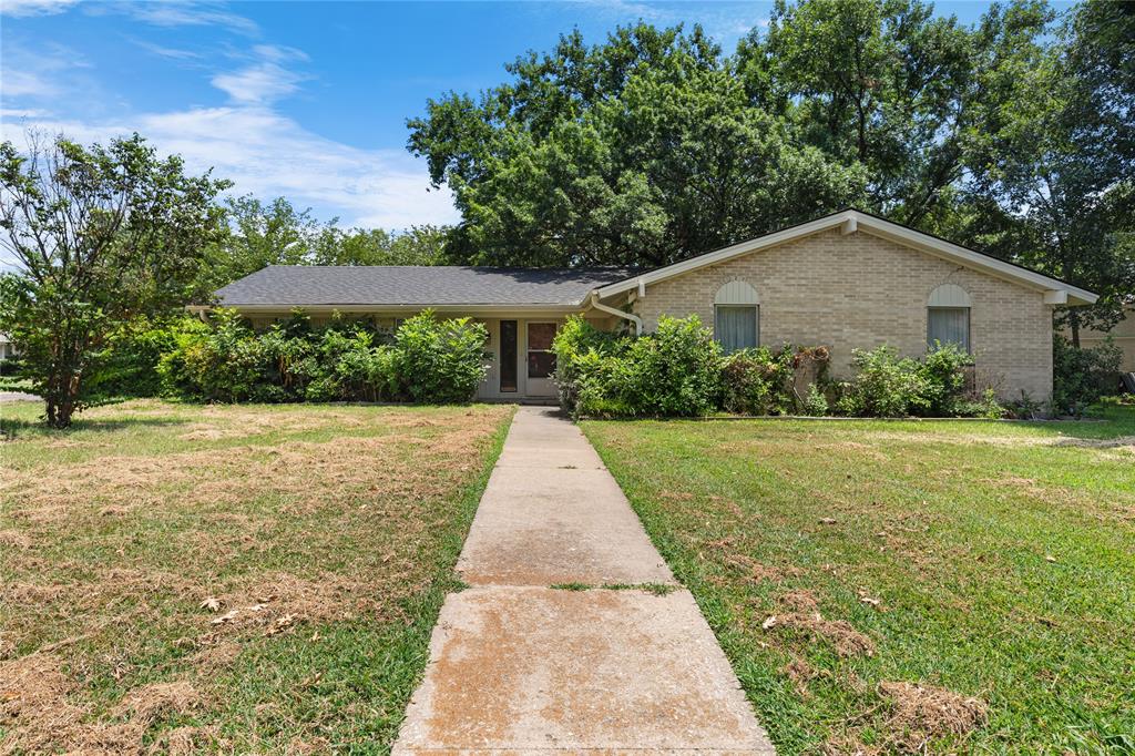View Sherman, TX 75092 house