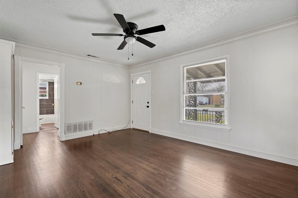 1625 Crestridge Street