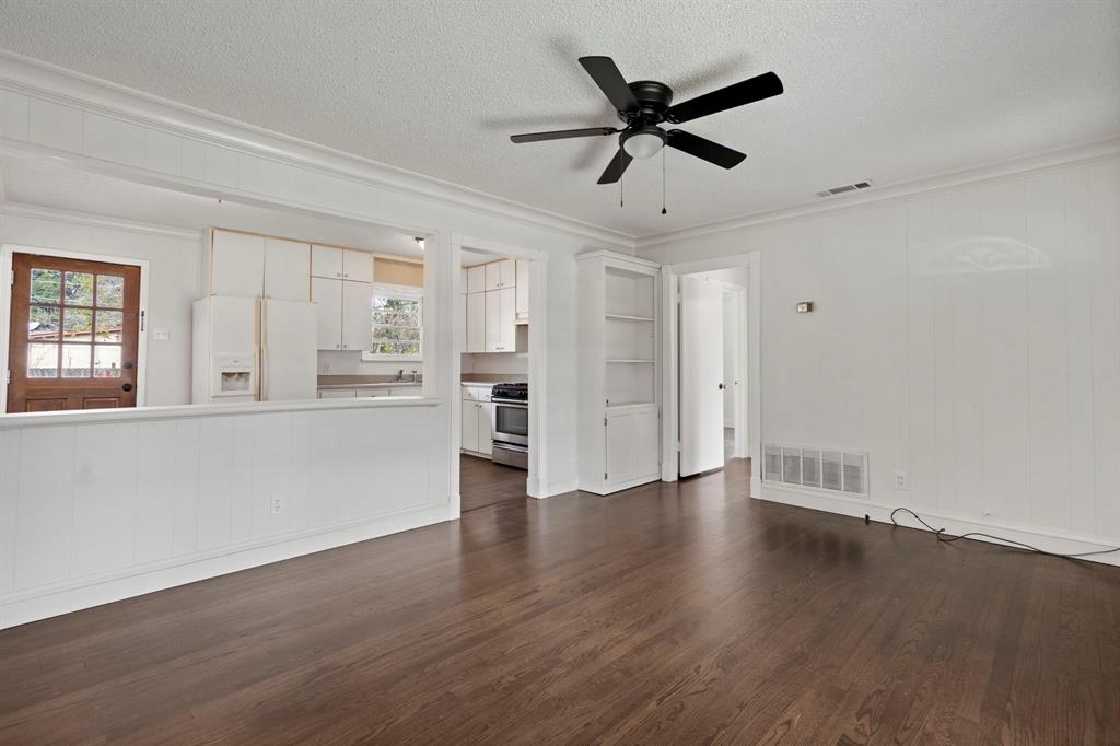 1625 Crestridge Street