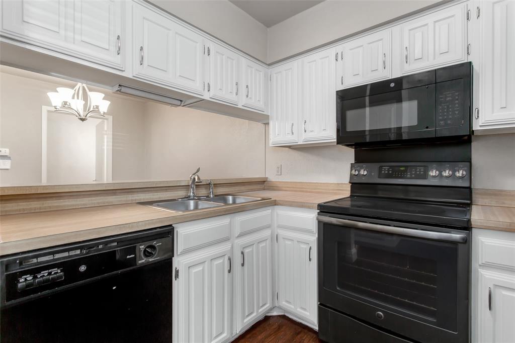 Richardson Crossing Condo - Residential