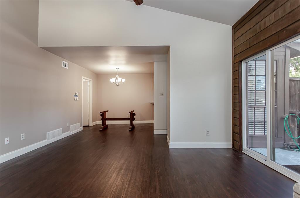 Richardson Crossing Condo - Residential