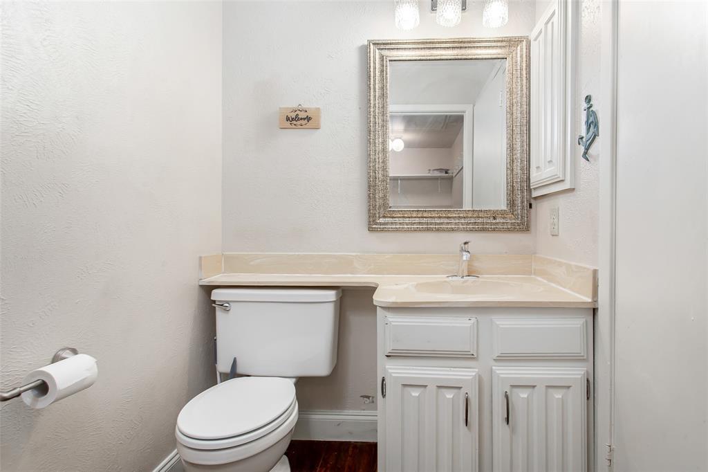 Richardson Crossing Condo - Residential