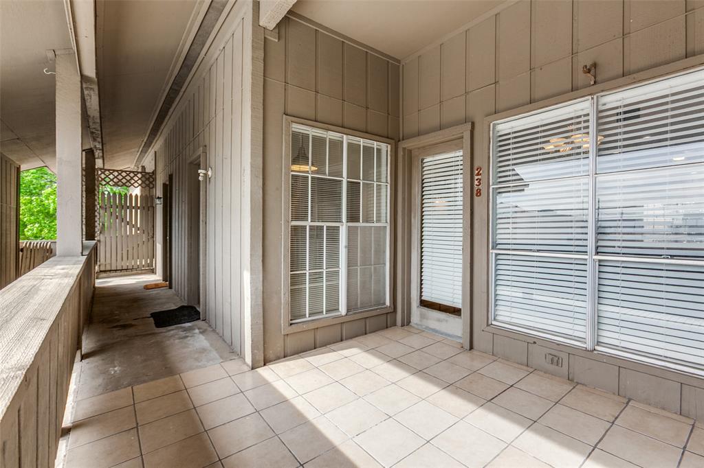 High Hollows Condo - Residential