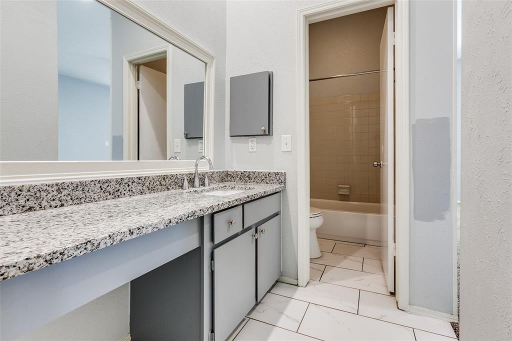 High Hollows Condo - Residential
