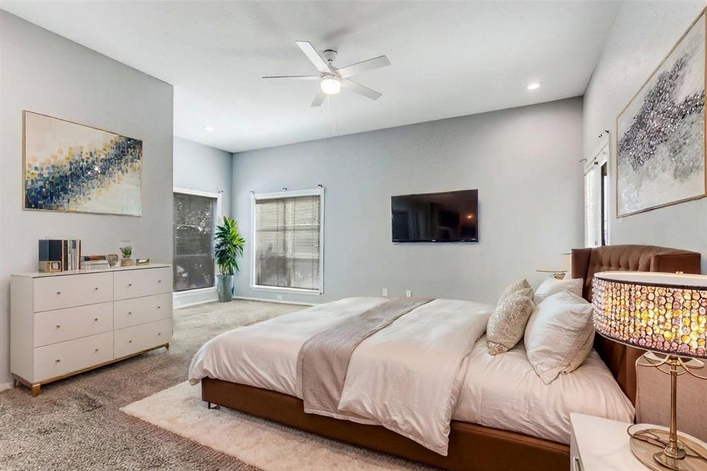 High Hollows Condo - Residential