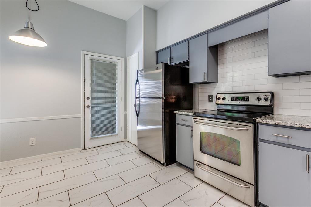 High Hollows Condo - Residential