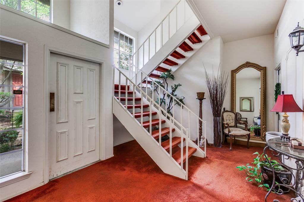 High Hollows Condo - Residential