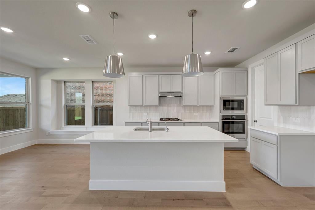 3604 Water Lily Way