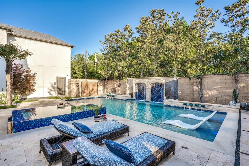 Manchester Downs Rev - Residential