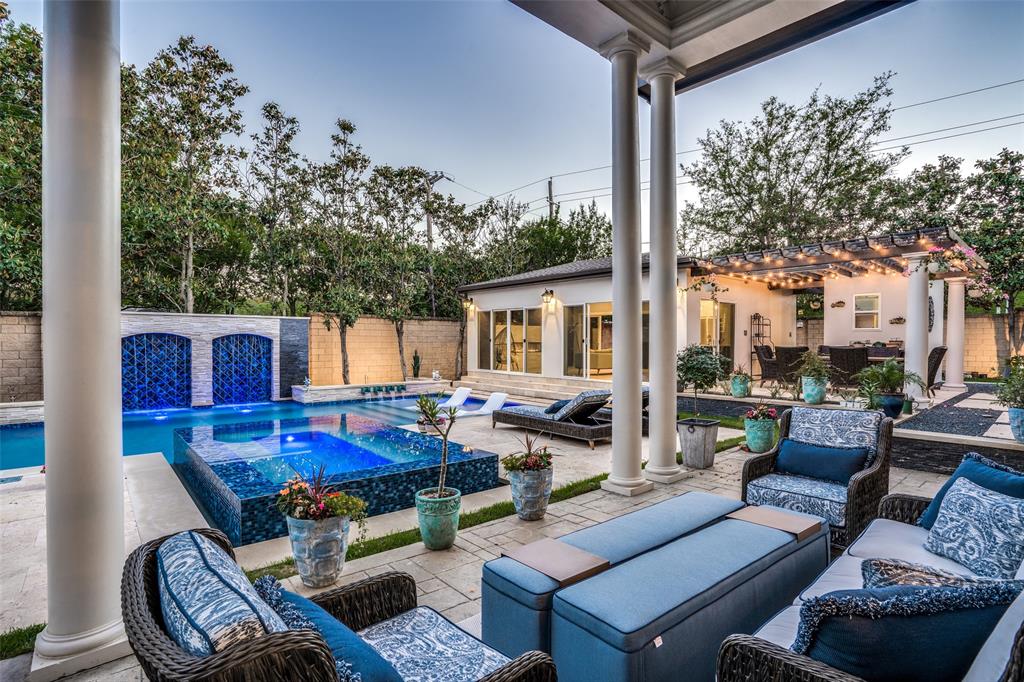 Manchester Downs Rev - Residential