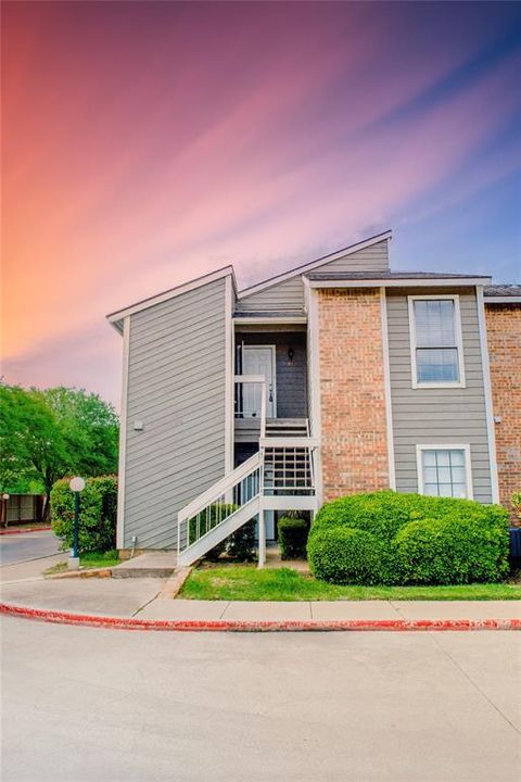1101 Quail Valley Lane 211 Arlington TX 76011