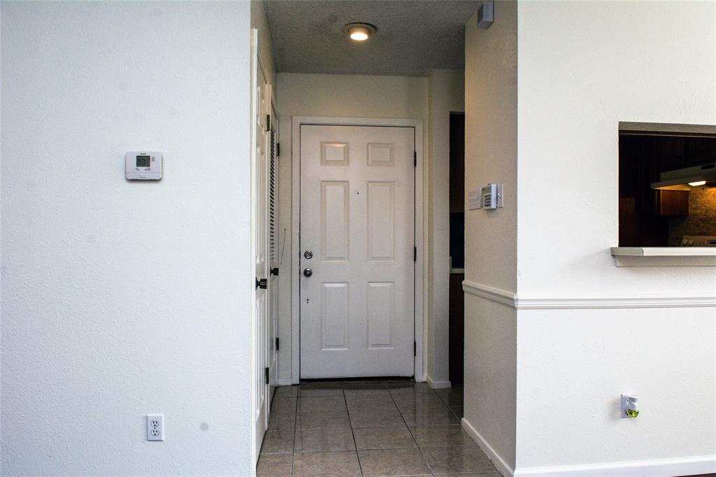 1101 Quail Valley Lane 211